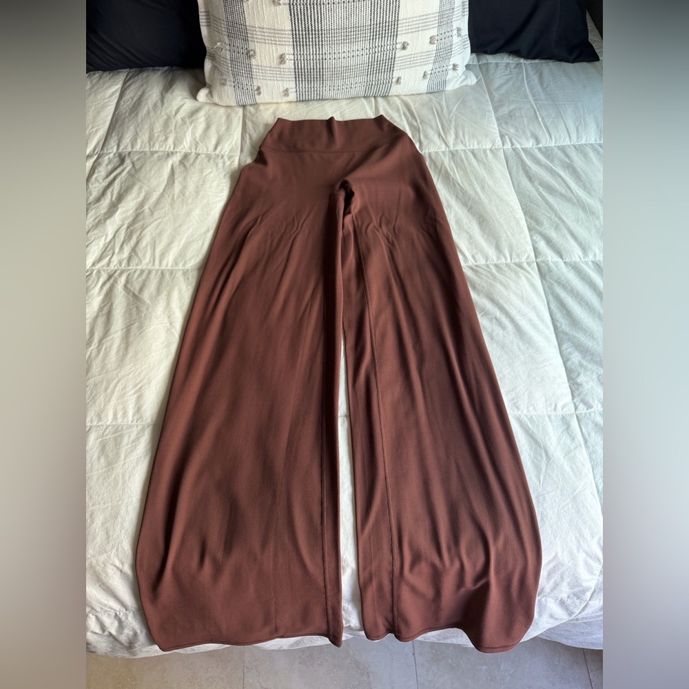 ONER ACTIVE Soft motion Brown High-Waisted straight leg bottoms- XS reg length - Picture 3 of 5